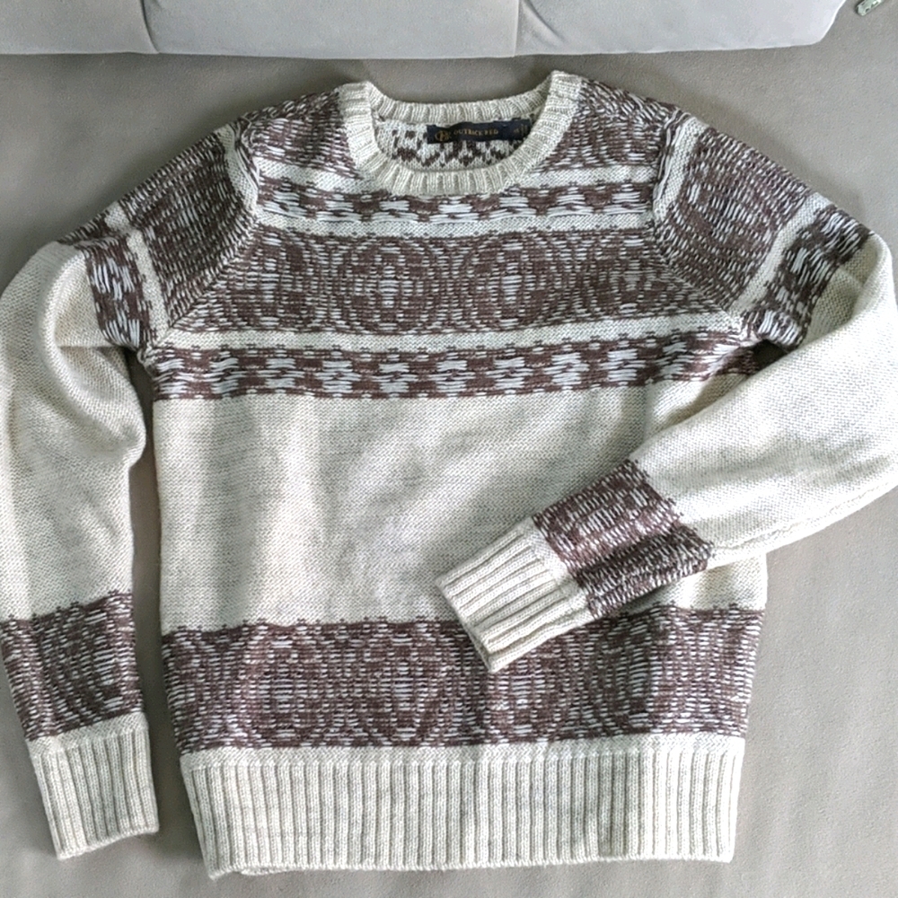 Cream + brown patterned sweater - Size XS